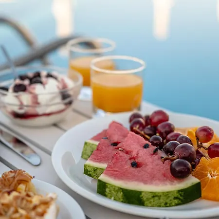 Naxos Hotel